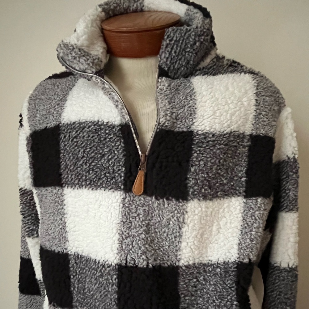 Pink Lily Sherpa zippered pullover - XL NWT